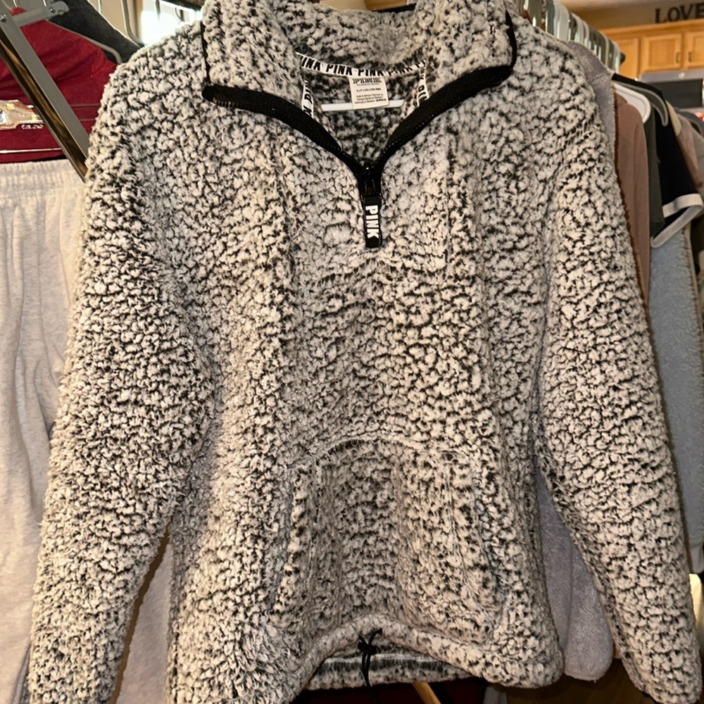 VS PINK - SHERPA QUARTER ZIP PULLOVER - SIZE SMALL